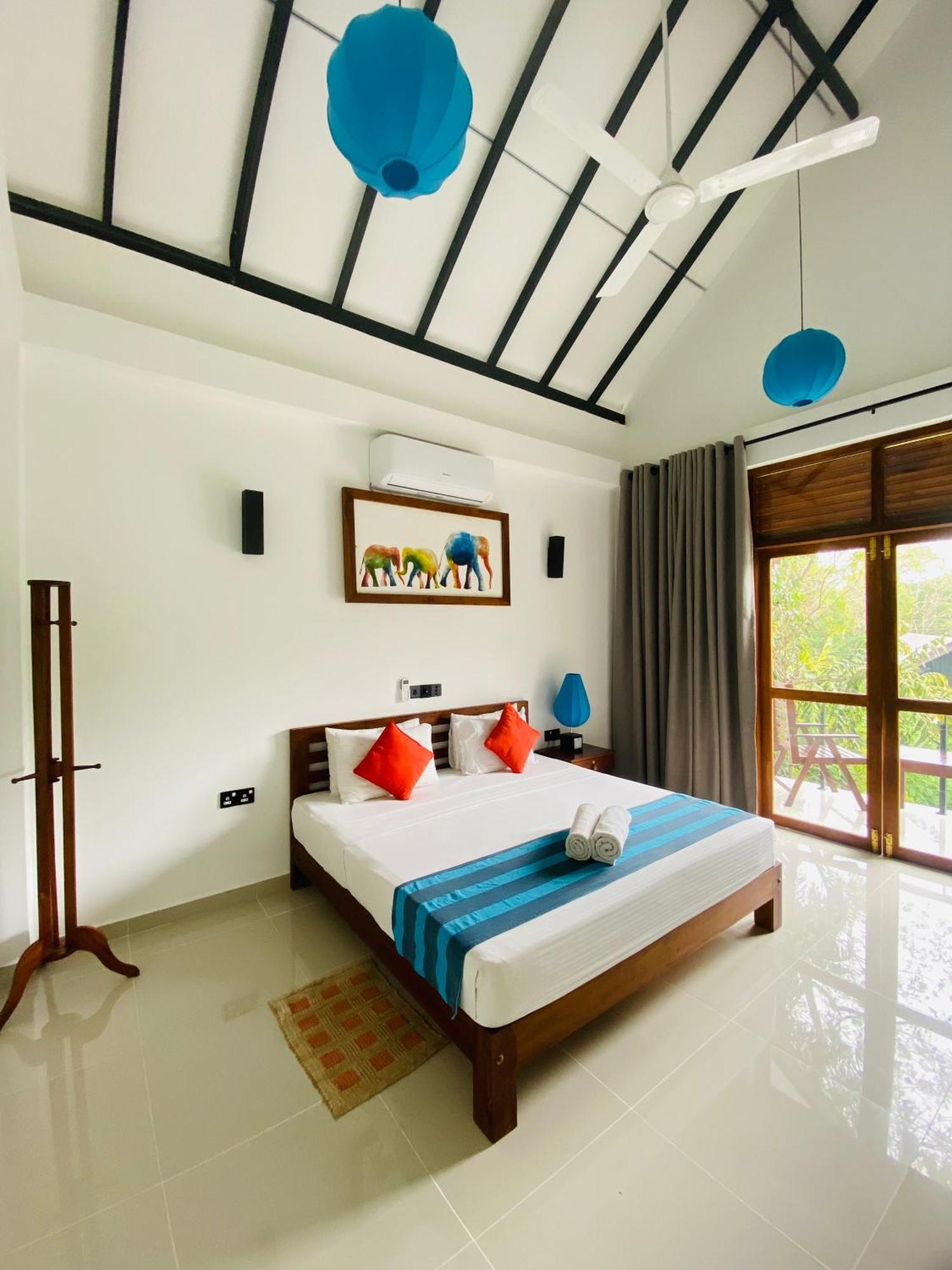 Hotel Athgira Udawalawe Exterior foto